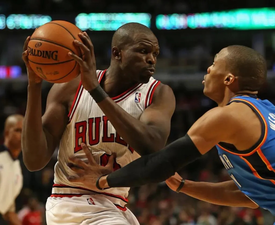 芝加哥公牛内部会议纪要流出——赛前单刀错失,NBA总决赛使命明确,年轻球员得到机会的简单介绍 芝加哥公牛内部会议纪要流出——赛前单刀错失,NBA总决赛使命明确,年轻球员得到机会的简单介绍